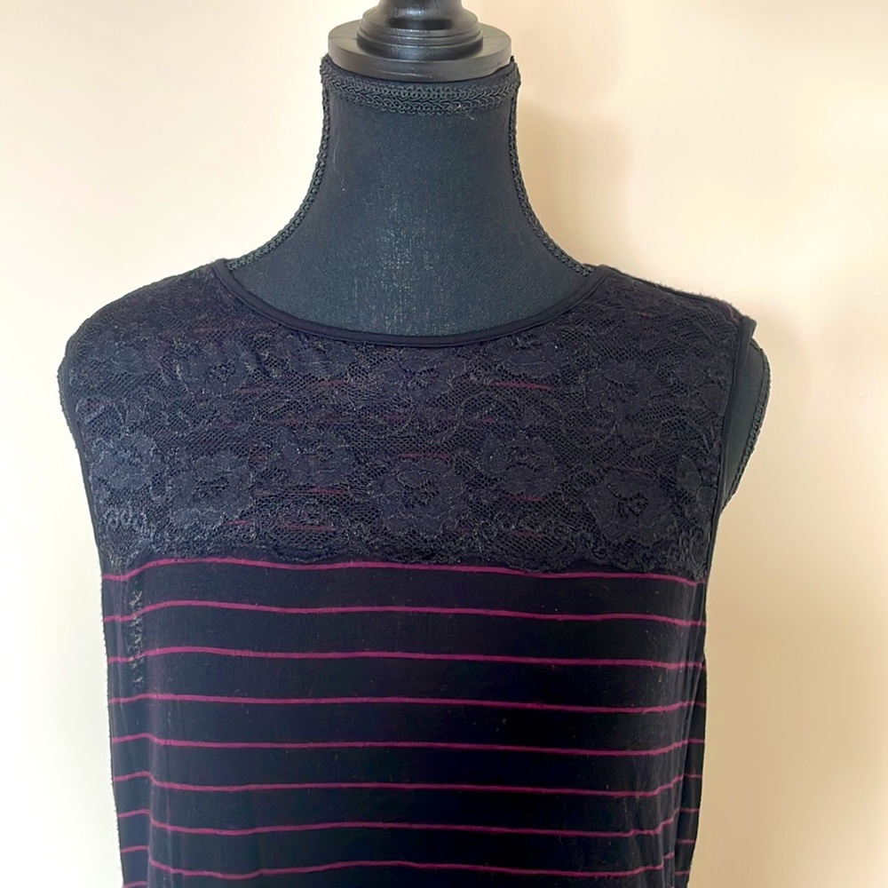 The Limited Sleeveless Top with Lace Detail